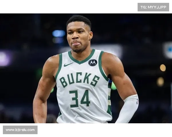 18日08:00视频直播NBA常规赛鹈鹕vs雄鹿 浓眉哥PK字母哥 18日08:00视频直播NBA常规赛鹈鹕vs雄鹿 浓眉哥PK字母哥